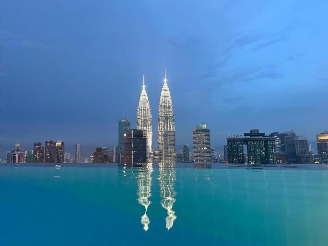 The Platinum Klcc By Faced Apartment Kuala Lumpur Exterior photo
