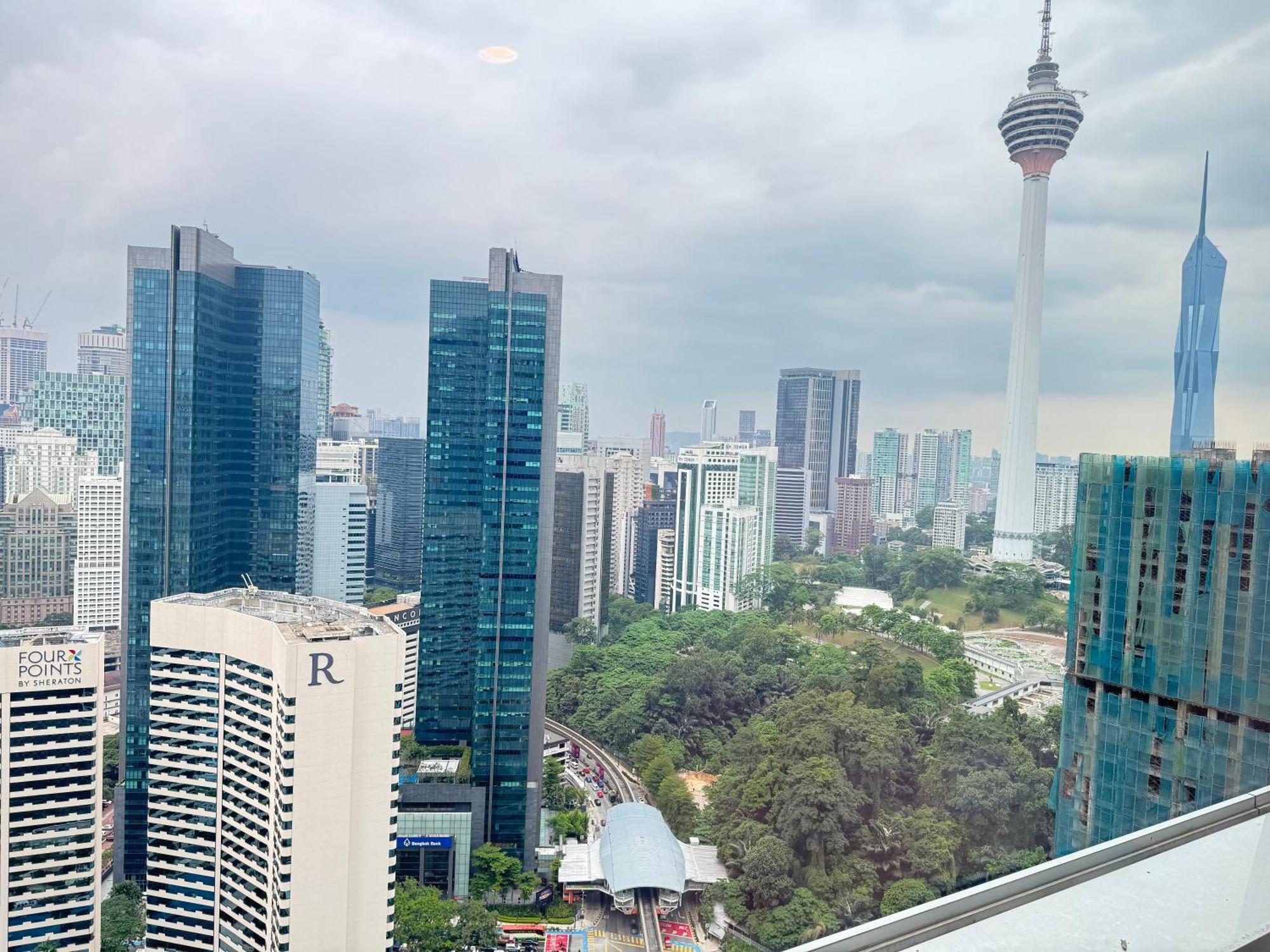 The Platinum Klcc By Faced Apartment Kuala Lumpur Exterior photo