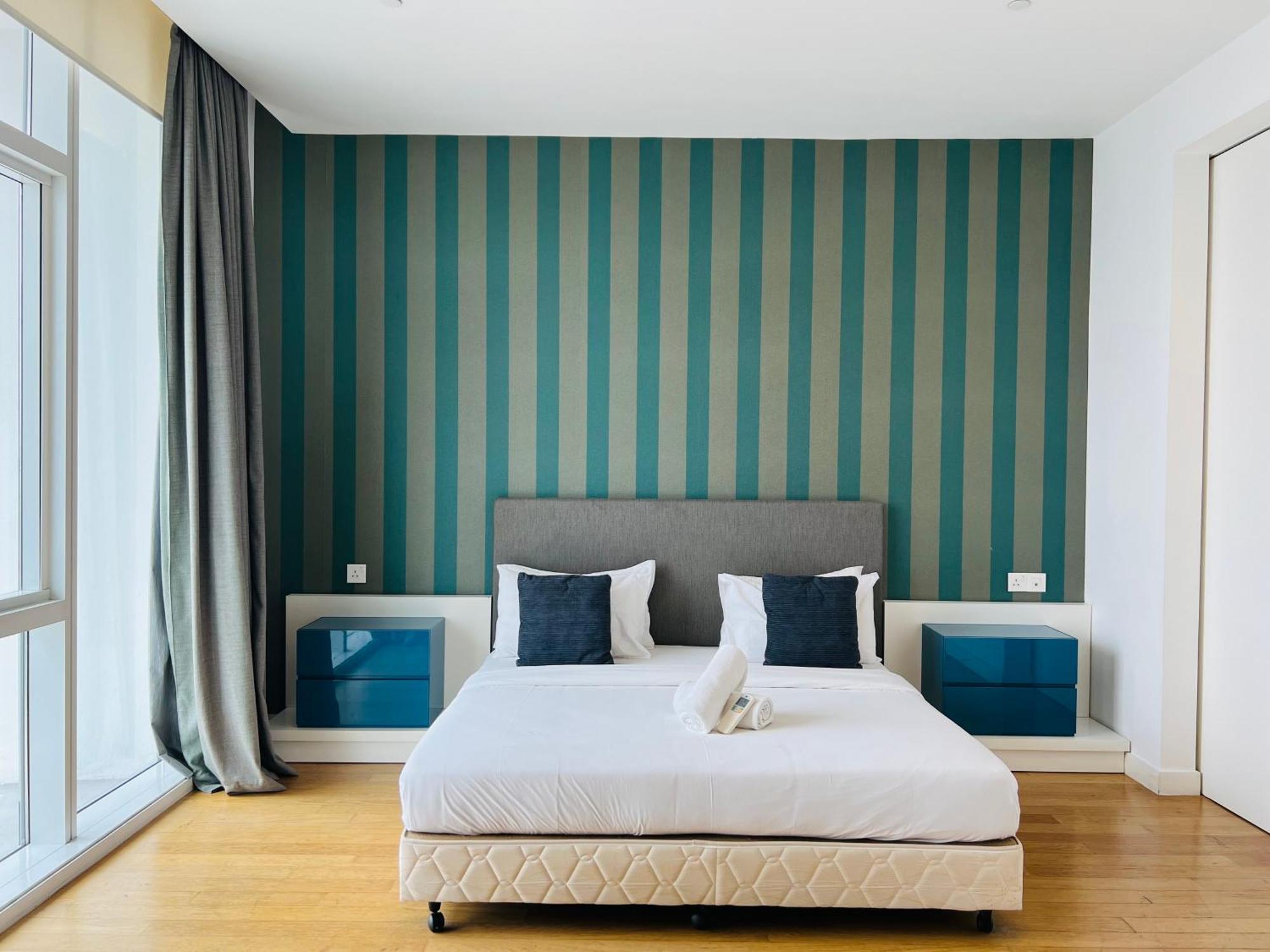 The Platinum Klcc By Faced Apartment Kuala Lumpur Exterior photo